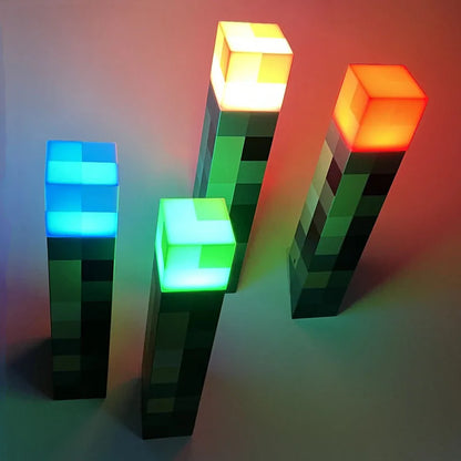 Lampă LED Minecraft – Lanternă USB Reîncărcabilă, Cadou Perfect pentru Copii